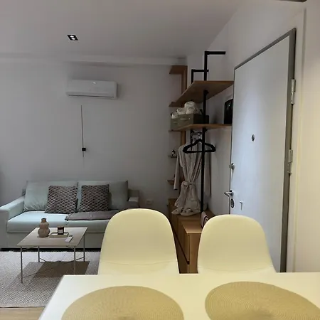 Urban Oasis East Of Апартаменты Тирана